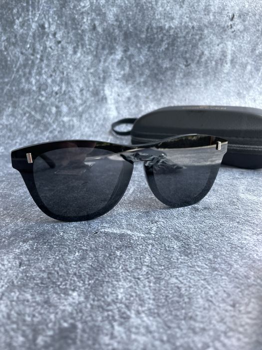 Сонцезахисні окуляри унісекс з чохлом