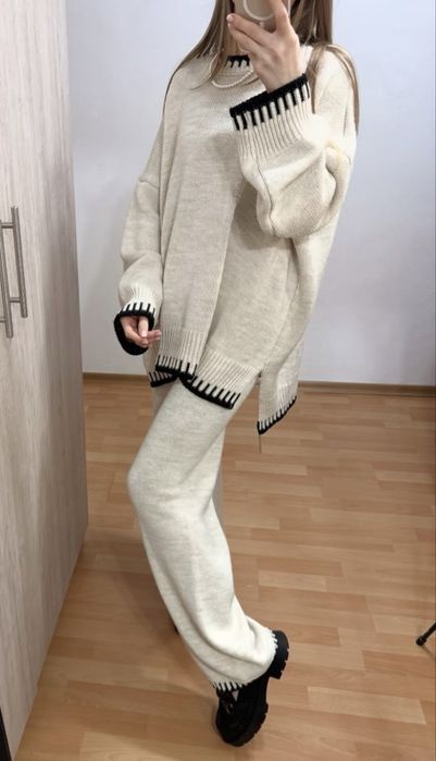 Жіночий вʼязаний костюм