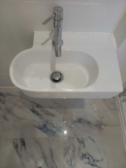 Umywalka ścienna GoodHome Levanna 47 x 29,5 cm biała jak nowa!