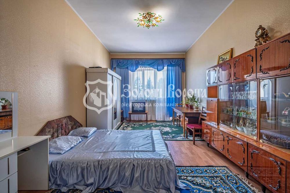 Велика 2-кімнатна квартира 90 м², пров. Бабкіна 13, м. Бориспіль