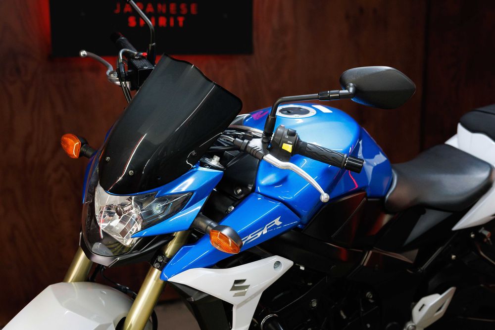 Suzuki GSR750 ABS із Японії