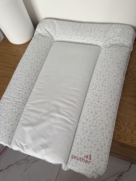 Пеленальний матрацик