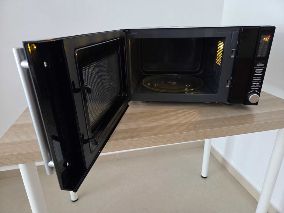 Microondas BECKEN BMW4474 (23 L, 900W, sem grill, preto)