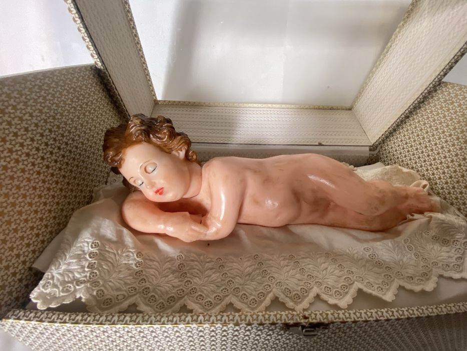 Menino Jesus de cera musical