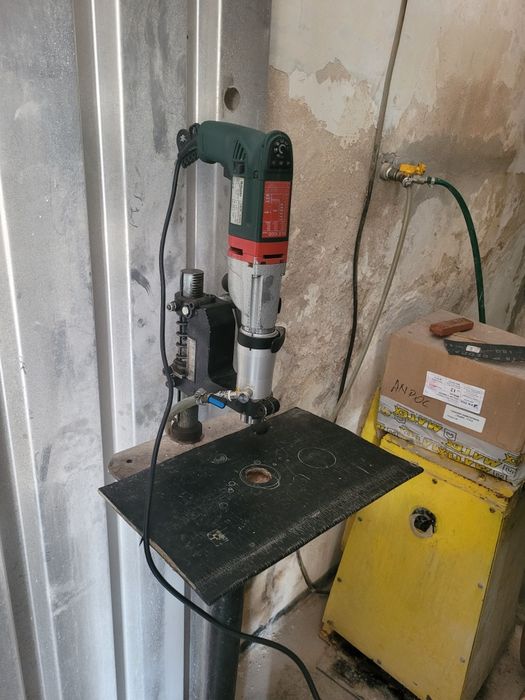 Wiertarka Metabo ze stojakiem