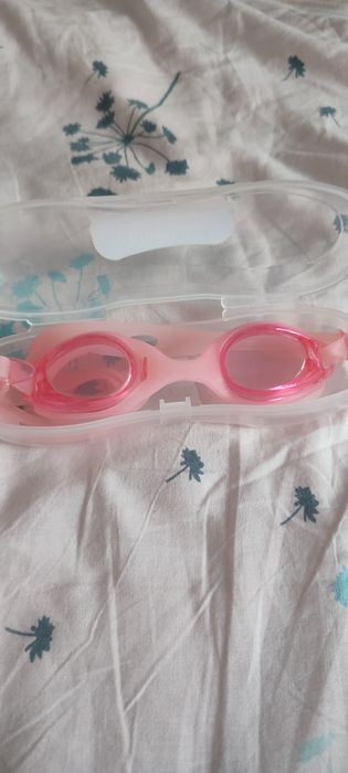 Okulary do pływania dla dzieci