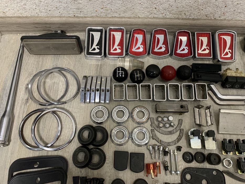 Эмблема ваз 2101-2106 ссср новое