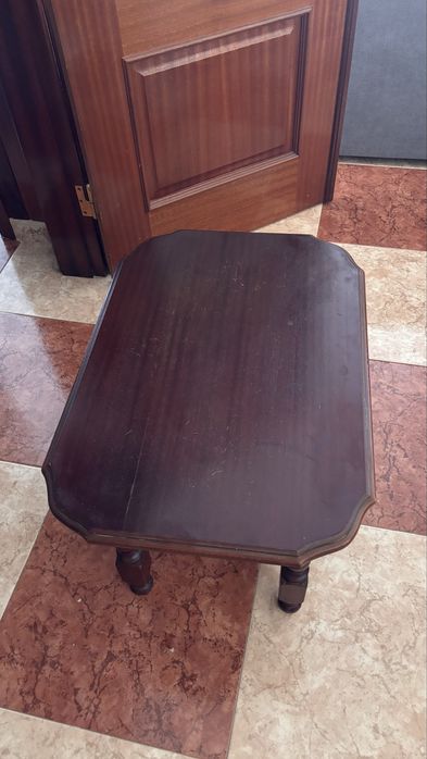 Mesinha de centro em perfeitas condições