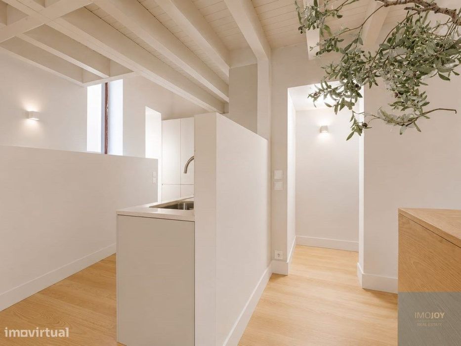 Apartamento T2 com Jardim Privativo possibilidade de AL