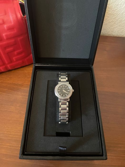 Часы швейцарские