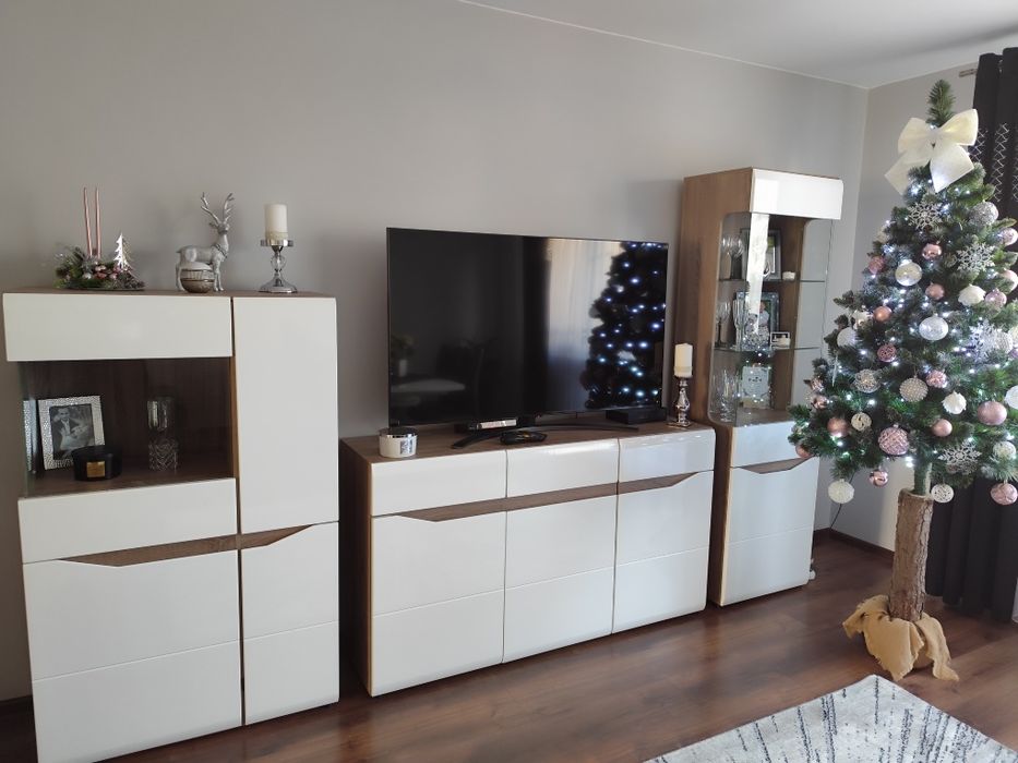 Sprzedam Zestaw mebli