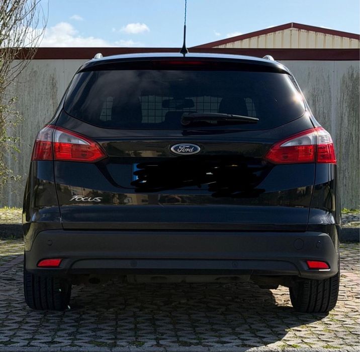 Ford focos SW1.6 2014