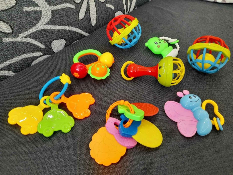 Іграшки - бряскальця - гризуни.