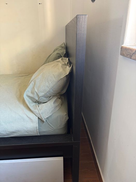 Cama Ikea MALM Solteiro
