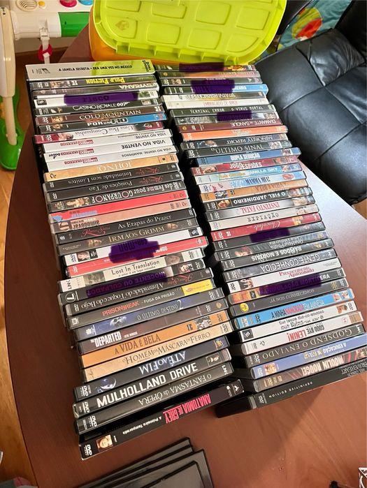 59 Filmes DVD originais / 10 = 10€