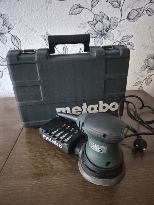 Шліфовальна машина Metabo