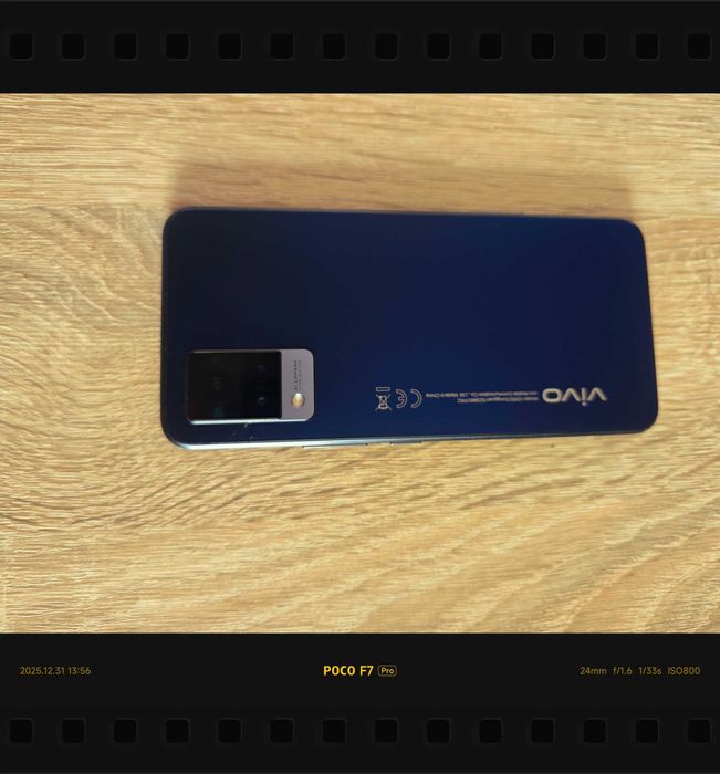 Smartfon Vivo V21 5G