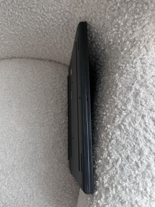 Dell latitude 3420 core i5 1135g7 14inch FHDips