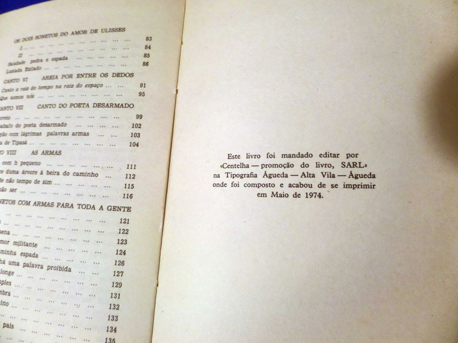 O CANTO E AS ARMAS
Manuel Alegre