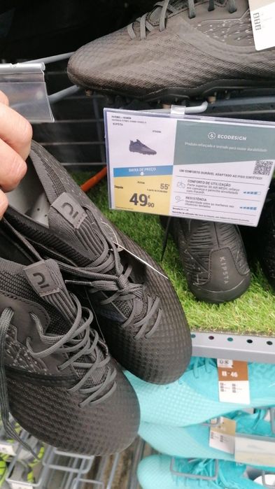 Chuteiras decahlon 44