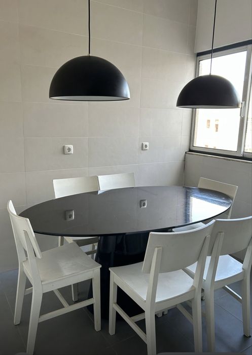 Vendo mesa em bom estado (valor negoviável)