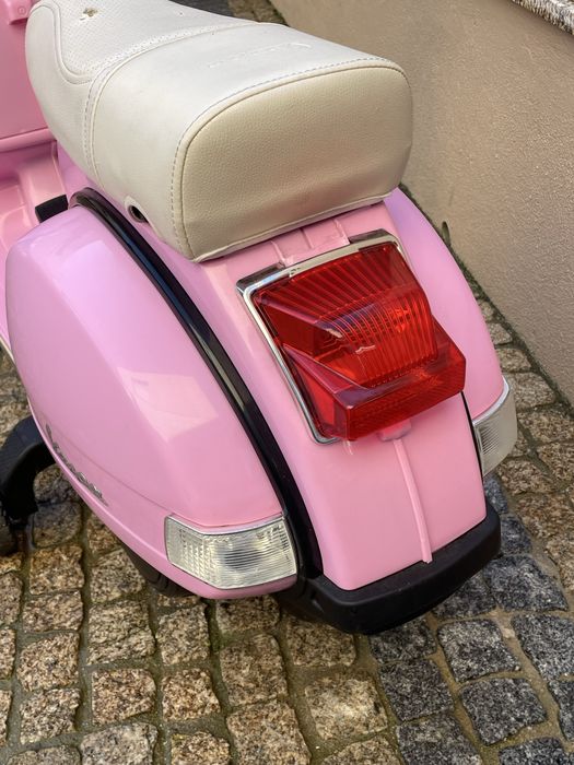 Vespa piaggio brinquedo a bateria
