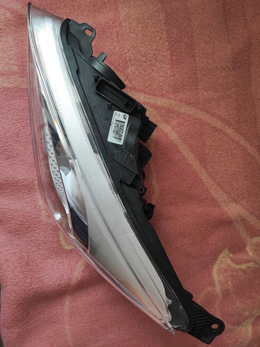 Фара ліва Форд фокус 3 рестайлінг Європа оригінал лампы ксенона OSRAM