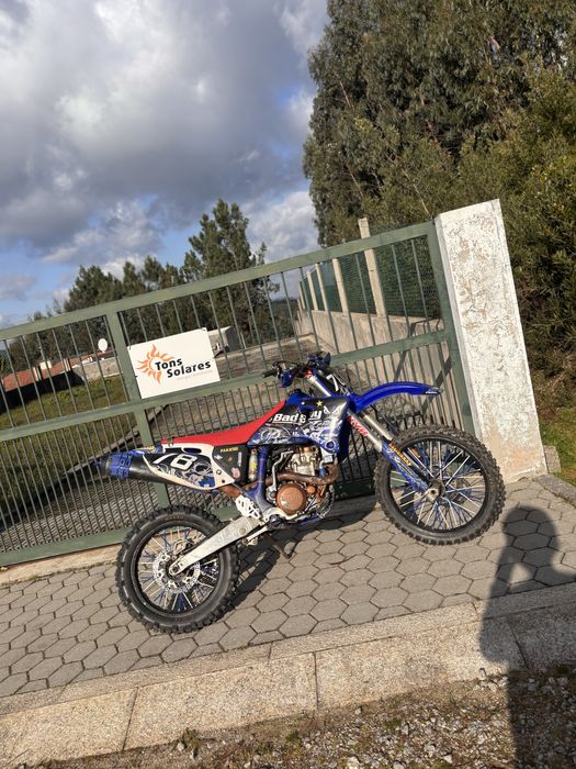 Vendo Wr426f matriculada carta A2