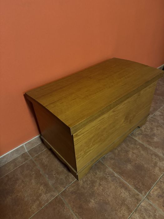 Báu para guardar roupas