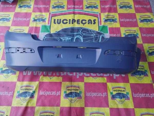 Parachoques de trás Opel Astra H 135928