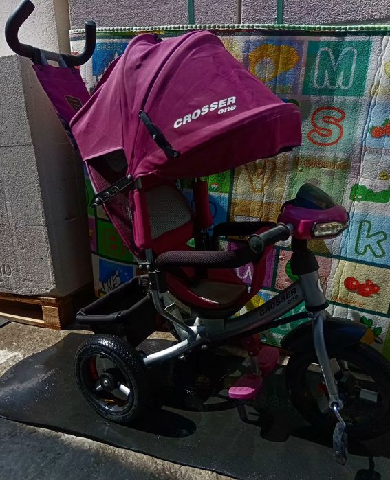 Продам детский  музикальний велосипед-коляска Best  Trike для малишей.
