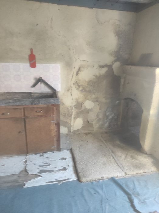 Casa para restaurar em Folgosinho