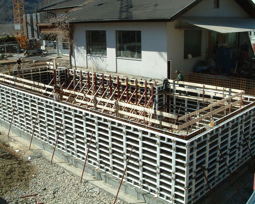 Szalunki Wynajem szalunków lekkich aluminiowy Dźwigary Podpory Sklejka