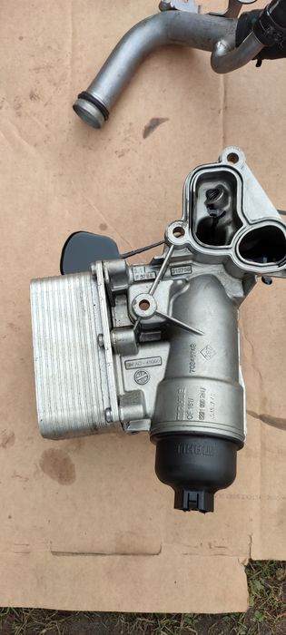 Теплообмінник корпус масляного фільтра Рено мастер 3 Опель Мовано 2.3