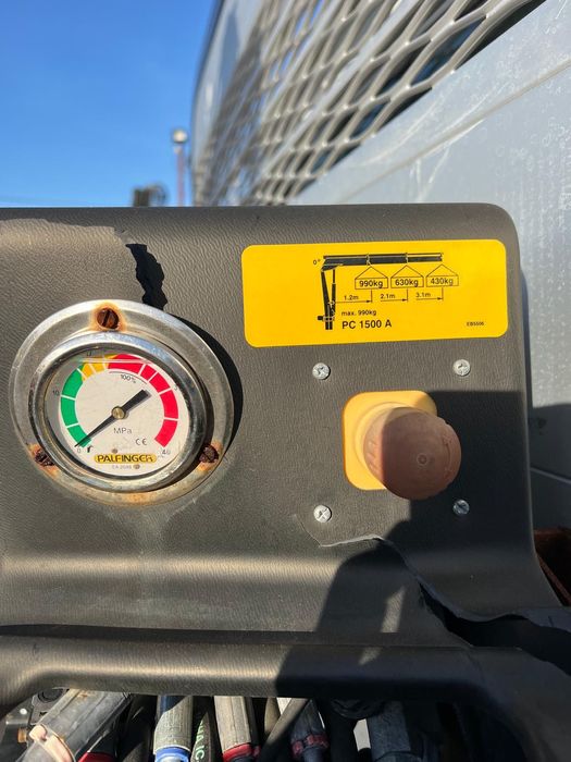 Renault Master Grua Palfinger