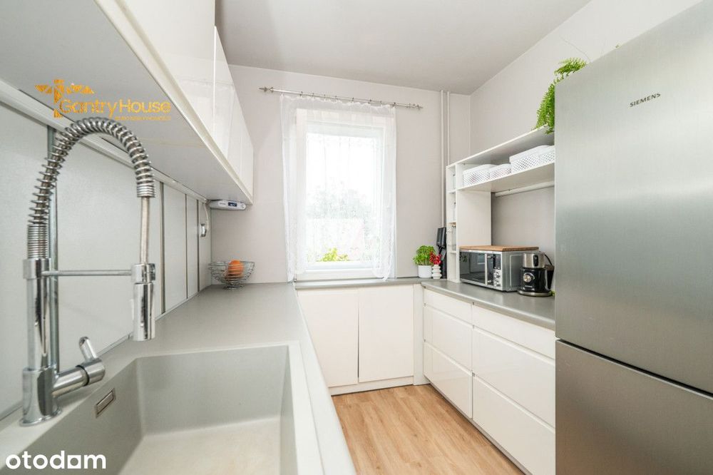3 Pokoje Z Dużym Balkonem I Piwnicą 5 m²