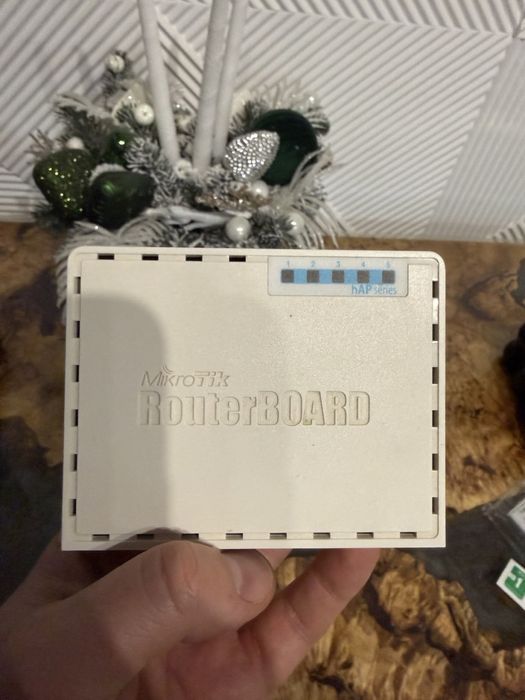 Продам роутер Mikrotik