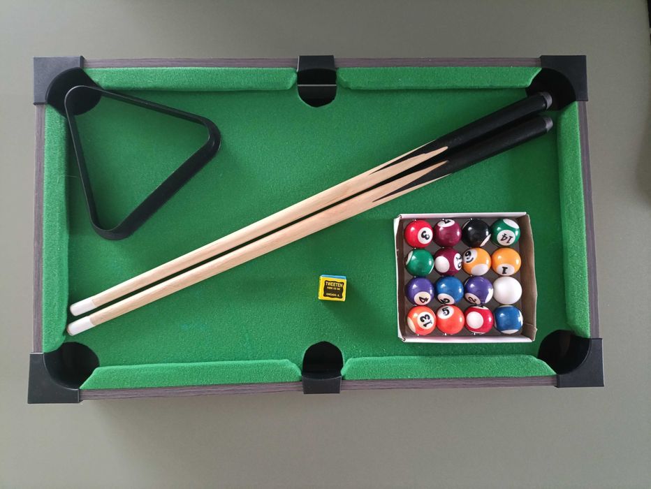 Stołowy mini bilard dla dzieci Pool table