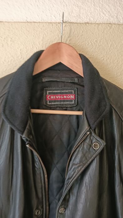 Blusão Chevignon vintage em couro