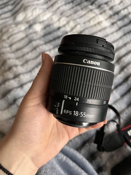 Canon EOS 4000D