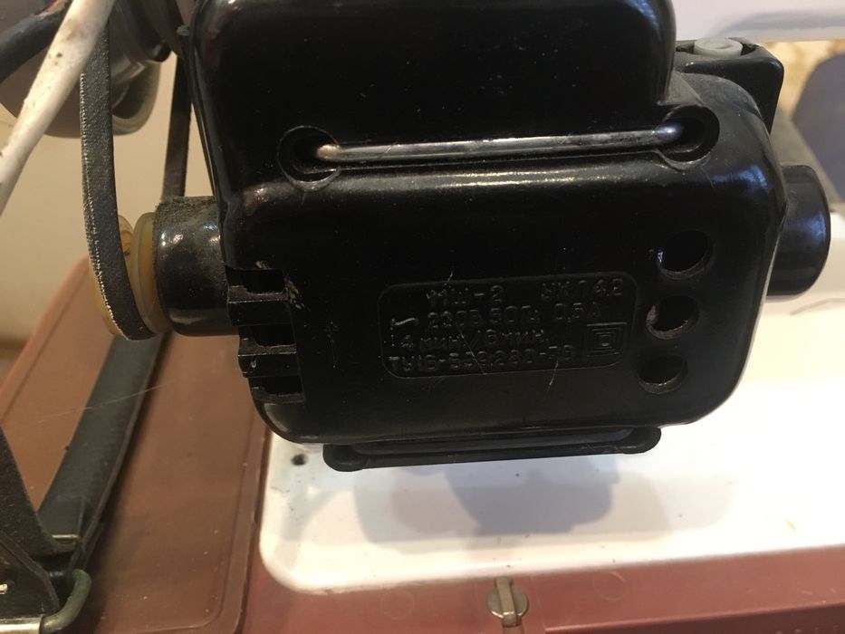 Шаейная машинка Чайка