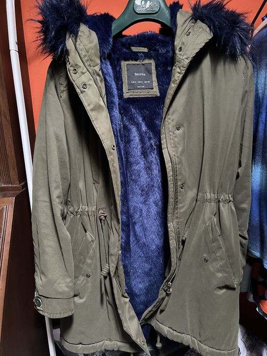 Casaco com pelo azul