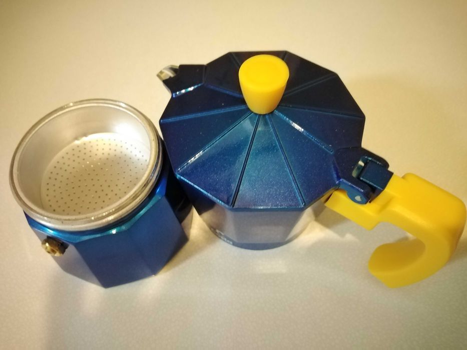 Cafeteira mini azul