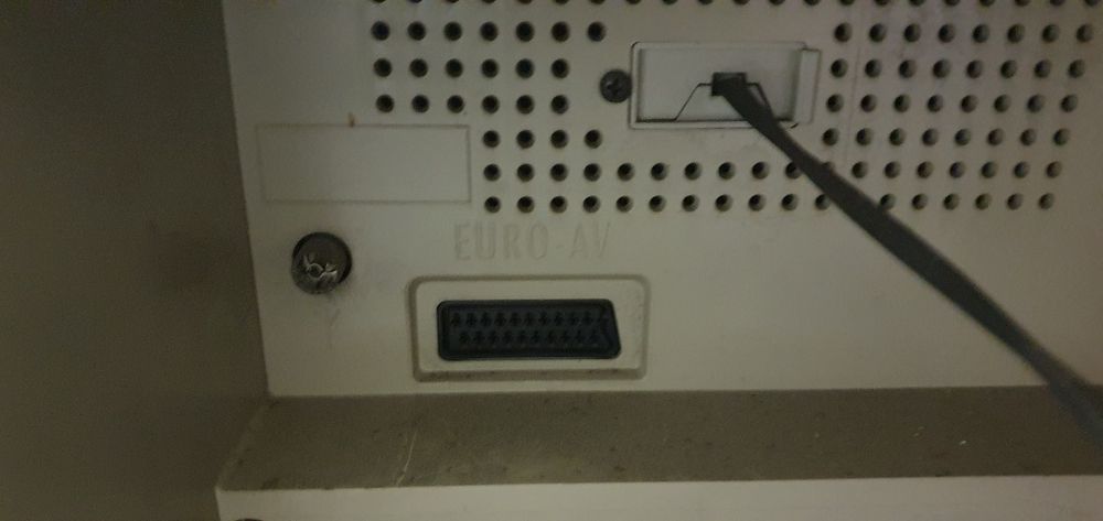 TV Grunding com comando
