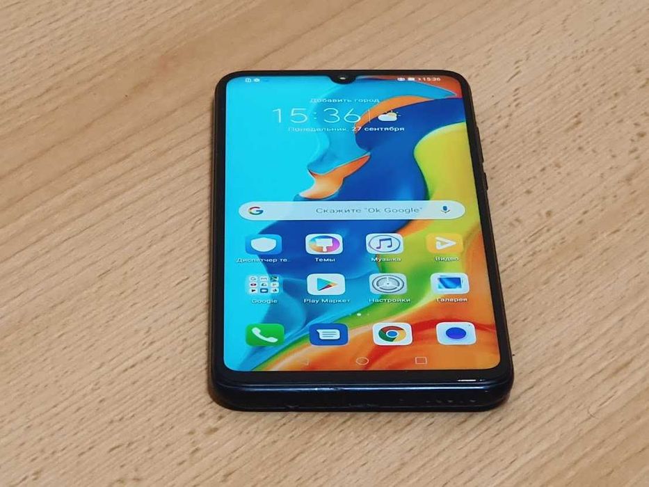 Смартфон Huawei P30 Lite 4/128GB NFC Duos Midnight Black Оригінальний. В ідеальному стані - як новий.