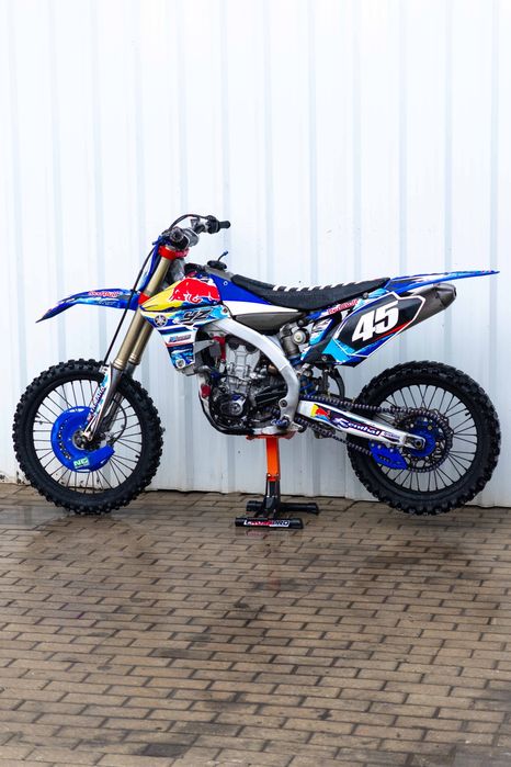 YAMAHA YZF 450 INJEÇÃO ATÉ 49€/MÊS