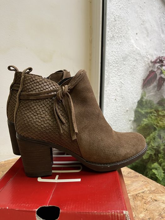Botas Foreva 39 em pele Camel