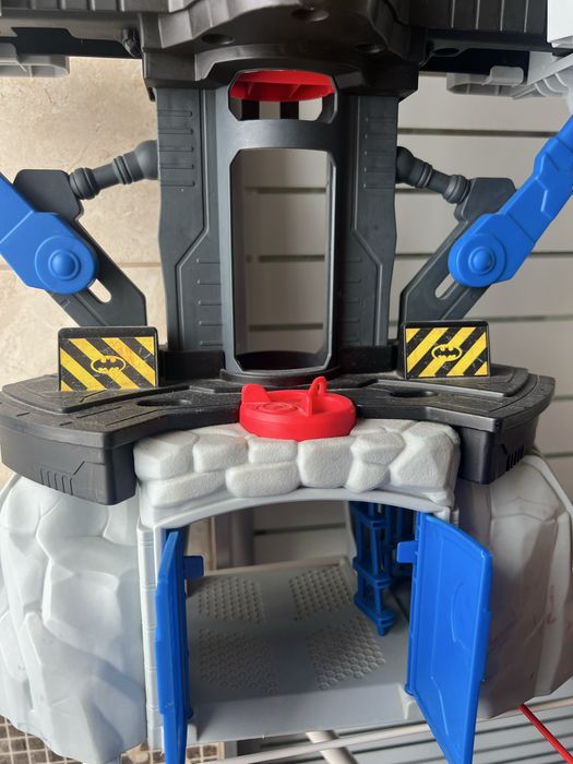 Продам Базу Бетмена