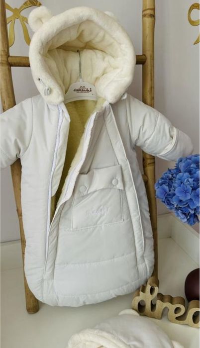Зимовий теплий комбінезон конверт 0-6 місяців молочний