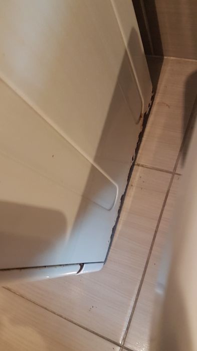 Pralka wąska, głębokość 45cm, uszkodzona